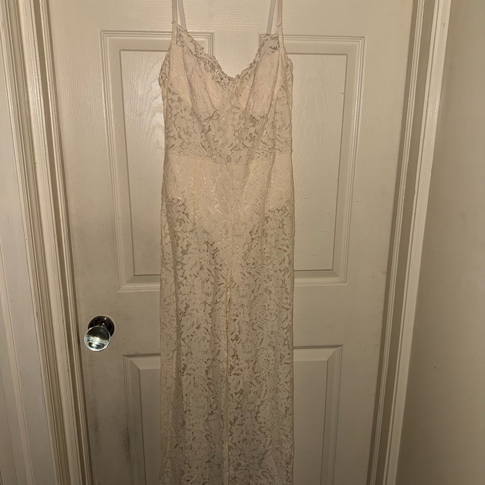 Elegant Cream Lace jumpsuit